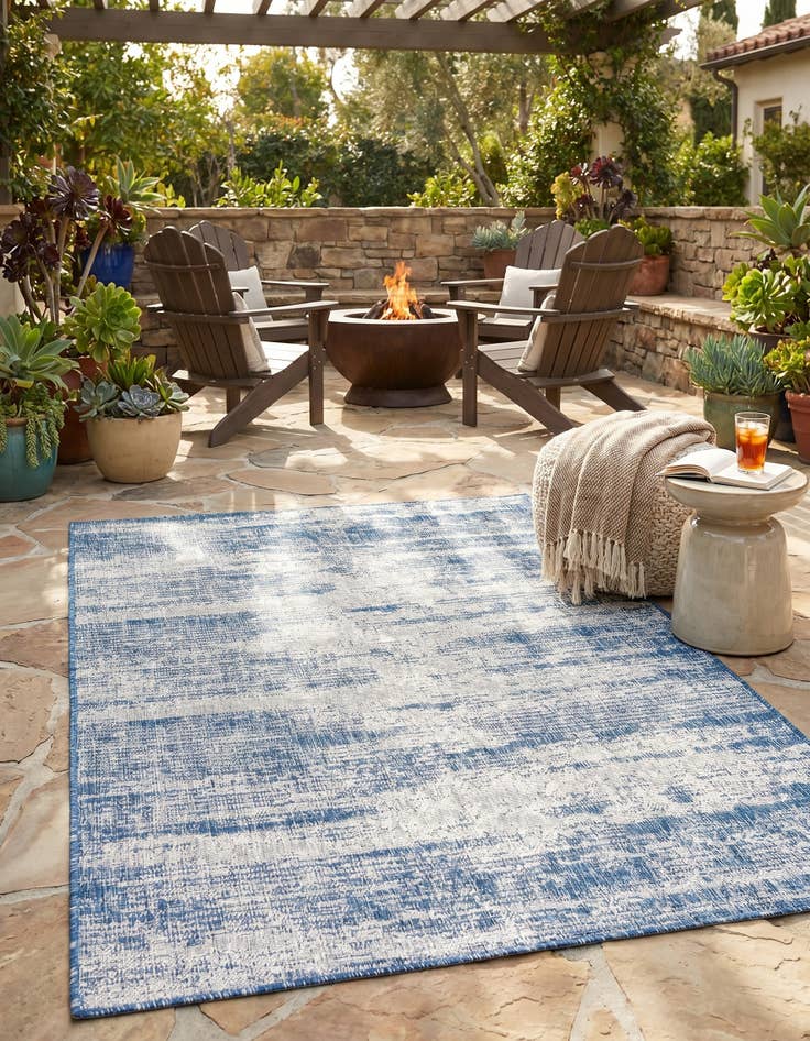 Detail image of 4' x 6' Easy-Clean Modern Indoor / Outdoor Rug