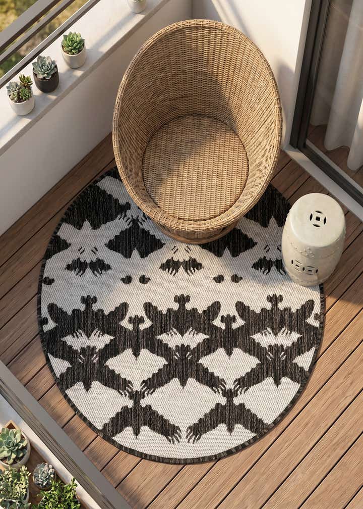 3' x 3' Easy-Clean Modern Indoor / Outdoor Round Rug