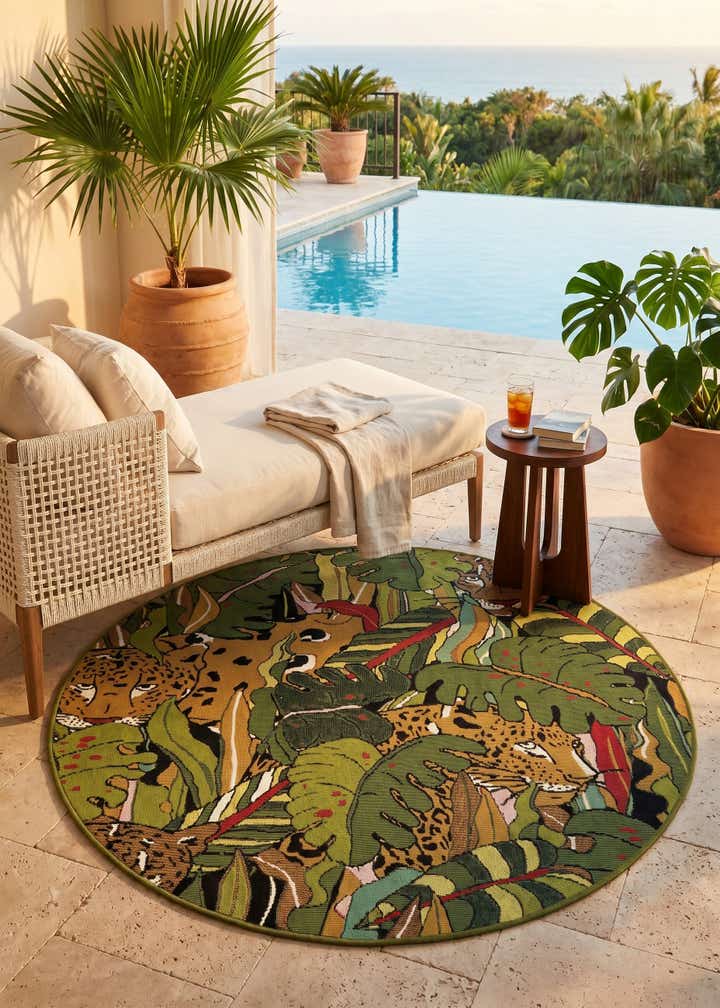 4' x 4' Easy-Clean Botanical Indoor / Outdoor Round Rug
