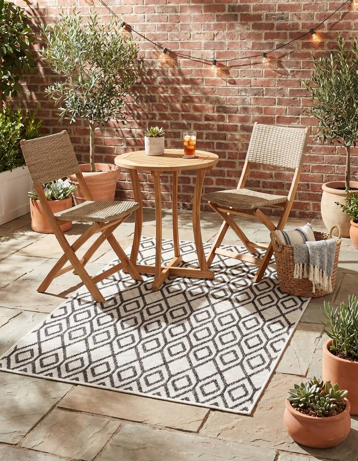 Detail image of 3' x 5' 3 Easy-Clean Jill Zarin Turks and Caicos Indoor / Outdoor Rug