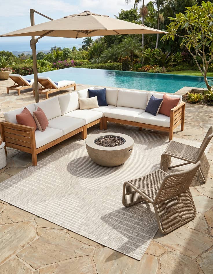 Detail image of 7' x 10' Easy-Clean Modern Indoor / Outdoor Rug