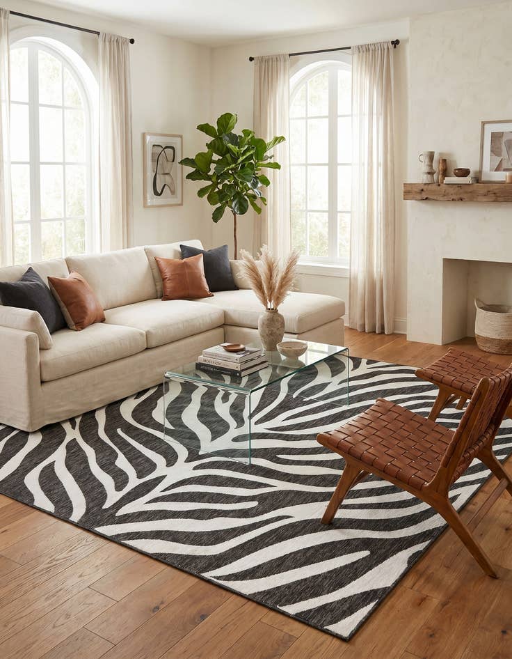 Detail image of 10' x 10' Easy-Clean Safari Indoor / Outdoor Square Rug