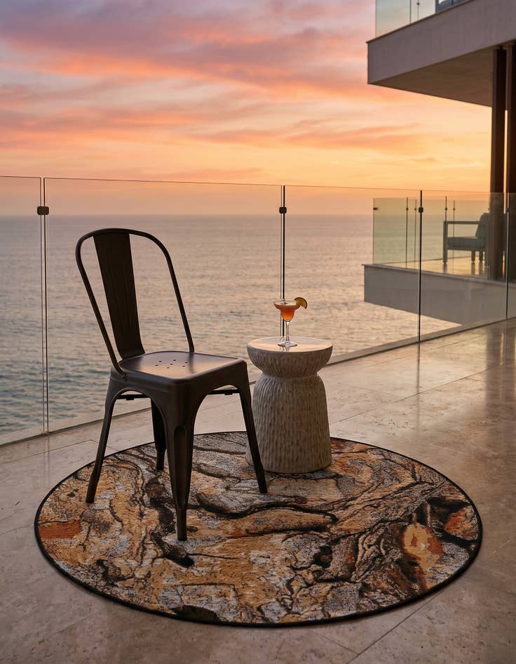 Detail image of 3' x 3' Easy-Clean Modern Indoor / Outdoor Round Rug