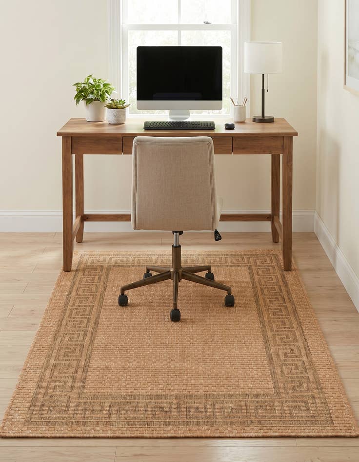 Detail image of 3' 3 x 5' Easy-Clean Border Indoor / Outdoor Rug