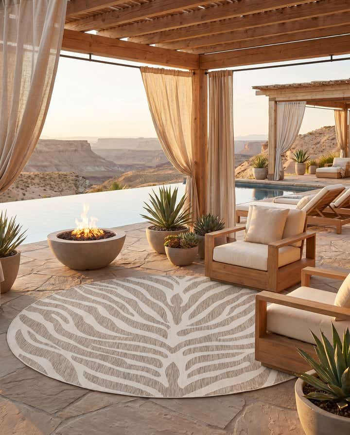 10' x 10' Easy-Clean Safari Indoor / Outdoor Round Rug