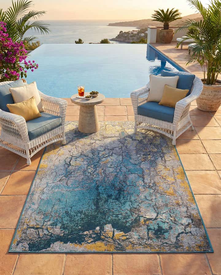 4' x 6' Easy-Clean Modern Indoor / Outdoor Rug