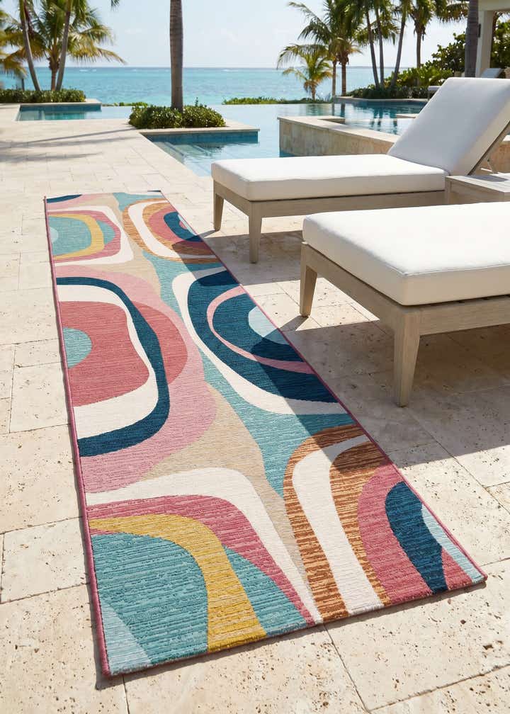 2' 7 x 12' Easy-Clean Modern Indoor / Outdoor Runner Rug