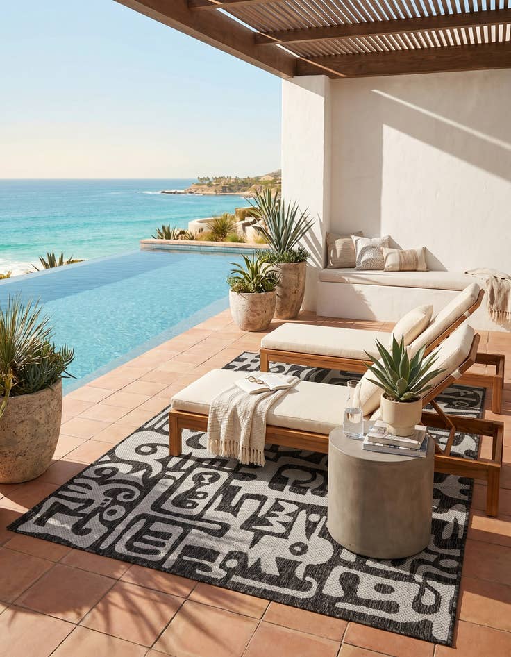 Detail image of 5' 3 x 7' Easy-Clean Modern Indoor / Outdoor Rug