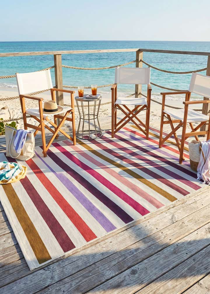6' x 9' Easy-Clean Ribbon Indoor / Outdoor Rug