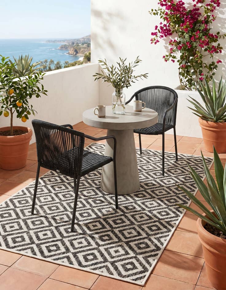 Detail image of 3' x 5' 3 Easy-Clean Jill Zarin Costa Rica Indoor / Outdoor Rug