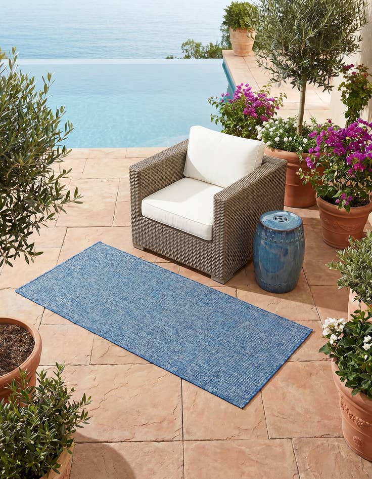 Detail image of 2' x 4' Easy-Clean Solid Indoor / Outdoor Runner Rug