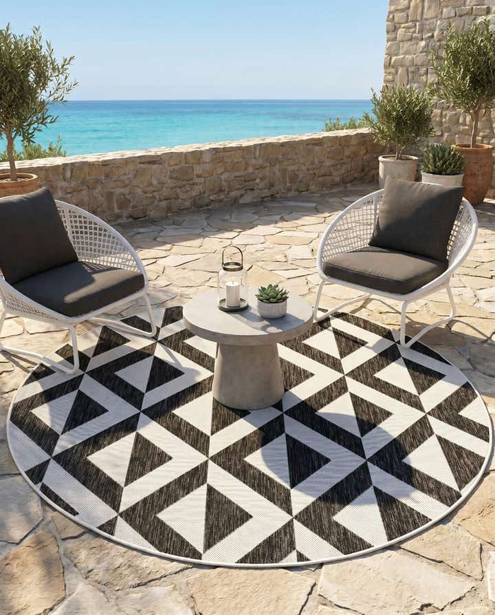 5' 3 x 5' 3 Easy-Clean Jill Zarin Napa Indoor / Outdoor Round Rug