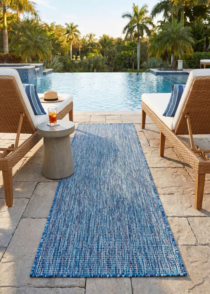 2' x 6' Easy-Clean Solid Indoor / Outdoor Runner Rug