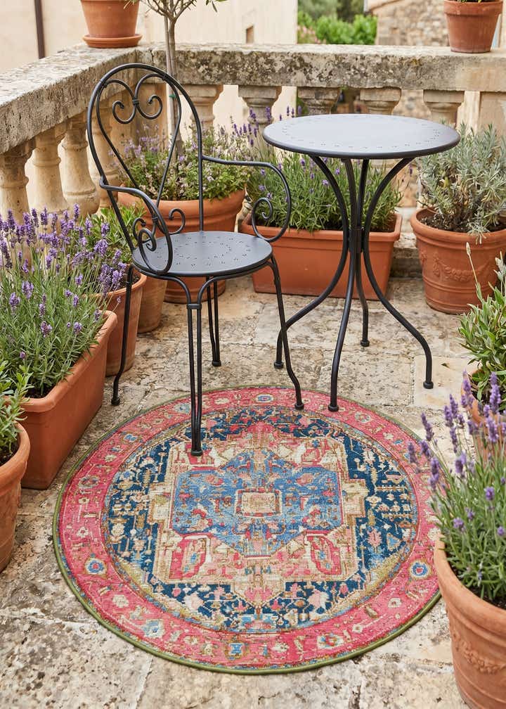 3' x 3' Easy-Clean Traditional Indoor / Outdoor Round Rug