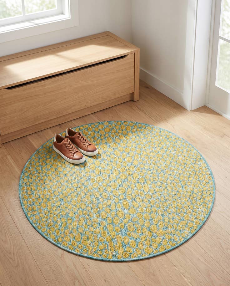 Detail image of 3' x 3' Easy-Clean Jill Zarin Cape Town Indoor / Outdoor Round Rug