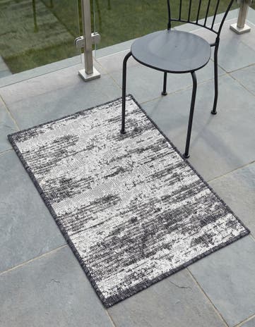 Charcoal Easy-Clean Modern Indoor / Outdoor Rug