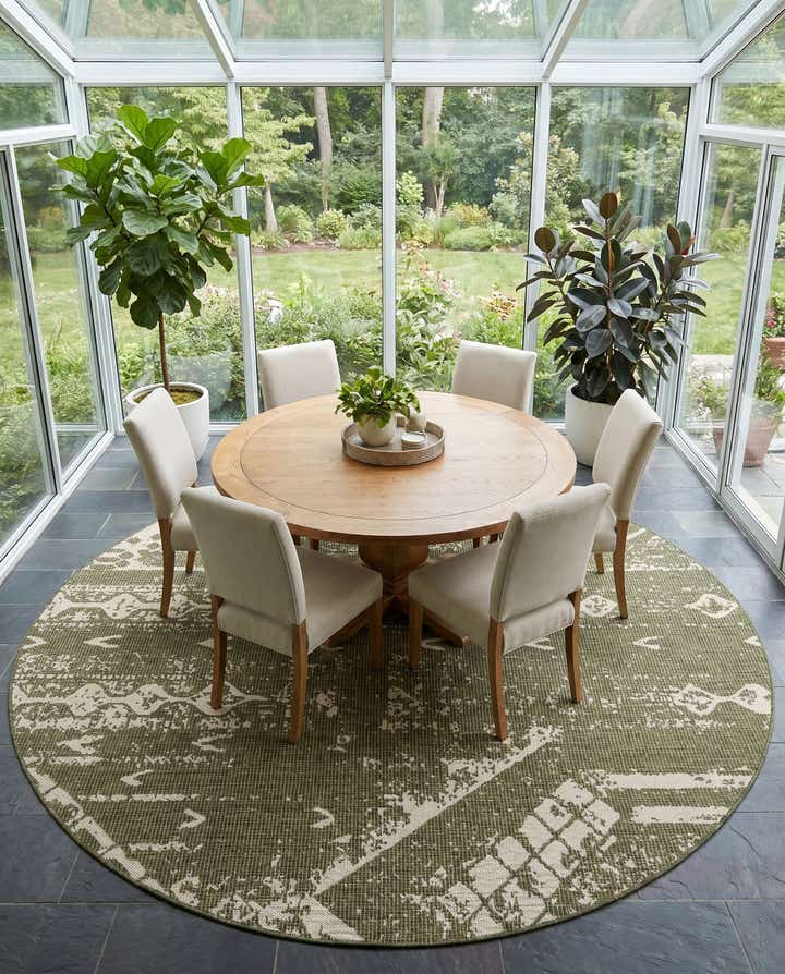 13' x 13' Easy-Clean Bohemian Indoor / Outdoor Round Rug