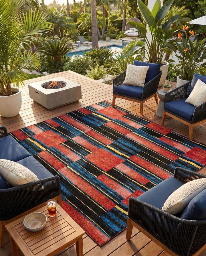 7' 10 x 7' 10 Easy-Clean Modern Indoor / Outdoor Square Rug