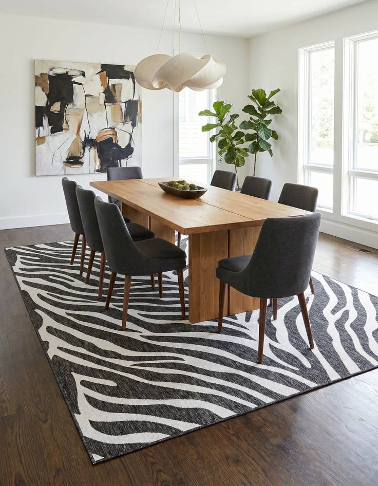 Detail image of 9' x 12' Easy-Clean Safari Indoor / Outdoor Rug