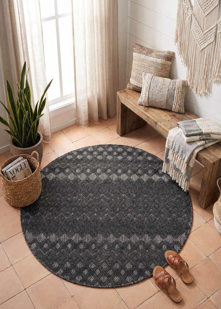 4' x 4' Easy-Clean Trellis Textured Indoor / Outdoor Round Rug