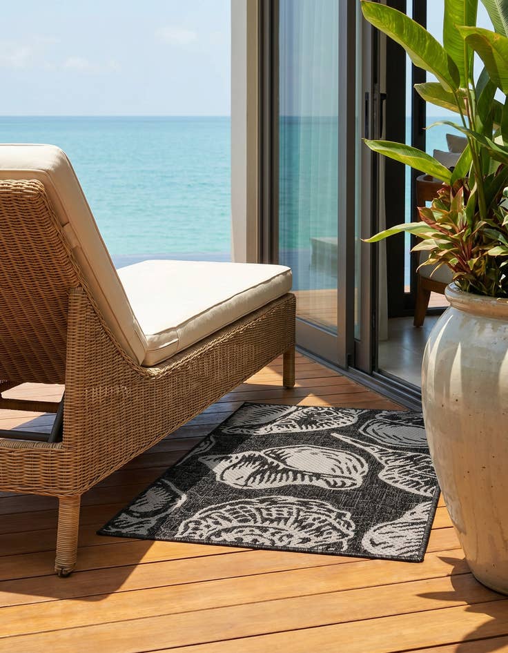Detail image of 2' x 3' Easy-Clean Coastal Indoor / Outdoor Rug