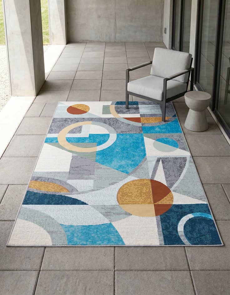 Detail image of 4' 1 x 6' 1 Easy-Clean Modern Indoor / Outdoor Rug