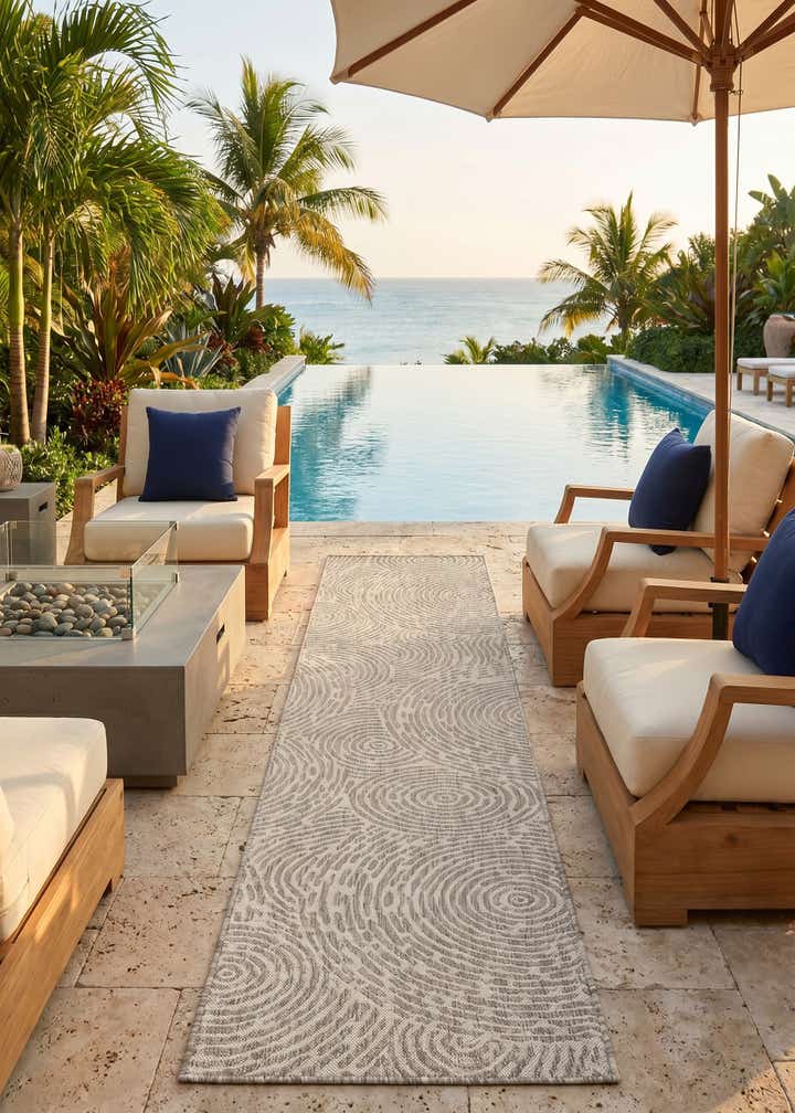2' 7 x 12' Easy-Clean Modern Indoor / Outdoor Runner Rug