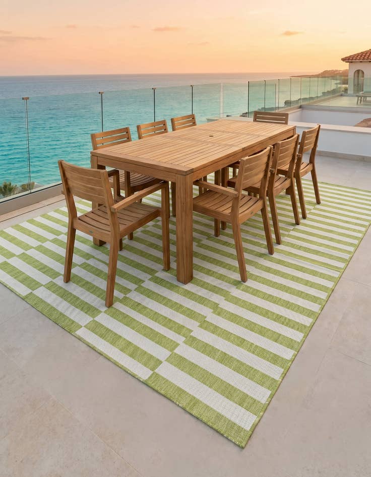 Detail image of 7' 10 x 11' Easy-Clean Ribbon Indoor / Outdoor Rug