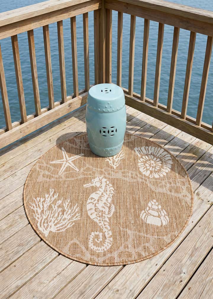 3' x 3' Easy-Clean Coastal Indoor / Outdoor Round Rug