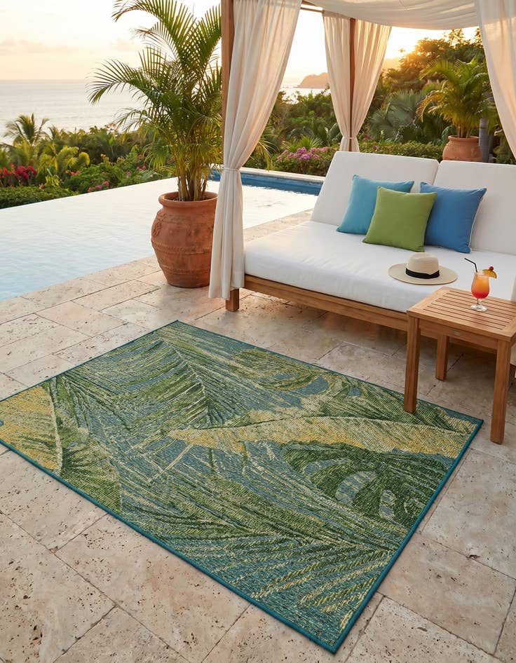 Detail image of 4' x 6' Easy-Clean Botanical Indoor / Outdoor Rug