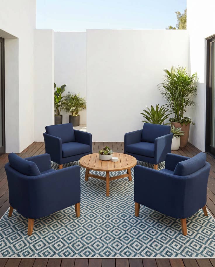 Detail image of 7' 10 x 7' 10 Easy-Clean Jill Zarin Costa Rica Indoor / Outdoor Square Rug