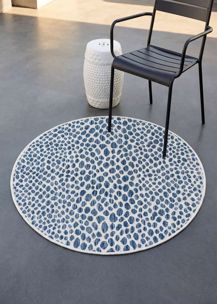 3' x 3' Easy-Clean Jill Zarin Cape Town Indoor / Outdoor Round Rug