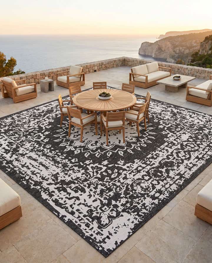 13' x 13' Easy-Clean Traditional Indoor / Outdoor Square Rug