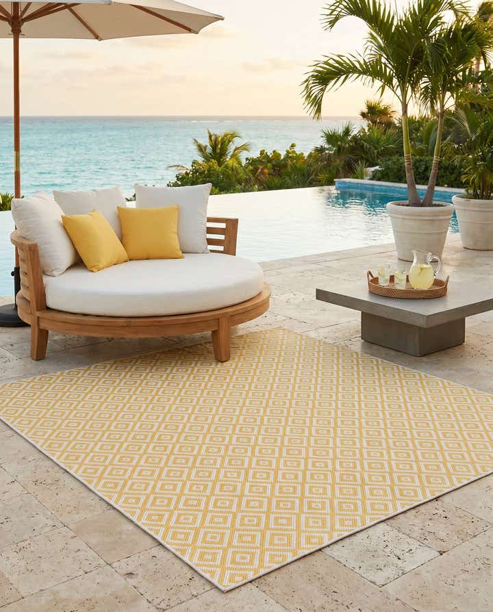 7' 10 x 7' 10 Easy-Clean Jill Zarin Costa Rica Indoor / Outdoor Square Rug
