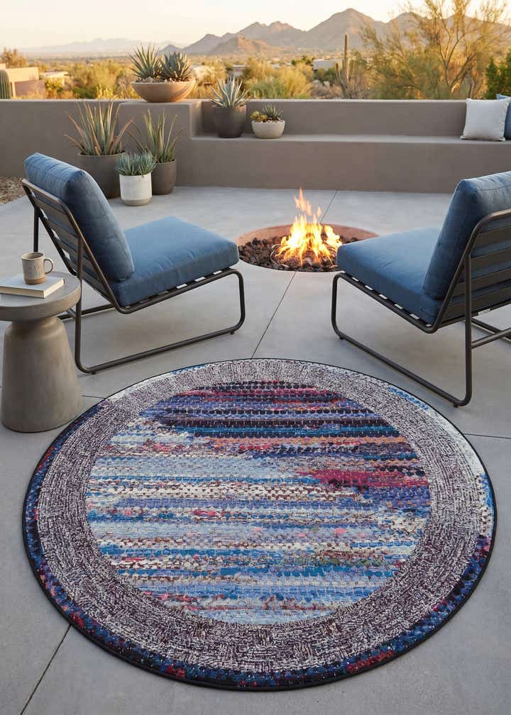 5' x 5' Easy-Clean Modern Indoor / Outdoor Round Rug