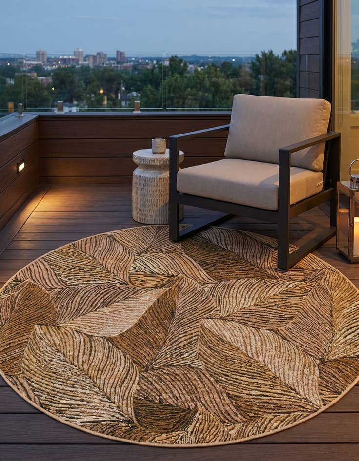 Detail image of 4' x 4' Easy-Clean Botanical Indoor / Outdoor Round Rug