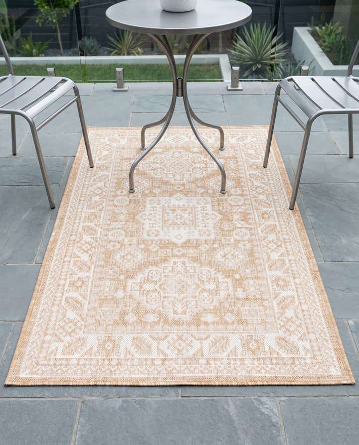 3' x 5' 3 Easy-Clean Aztec Indoor / Outdoor Rug