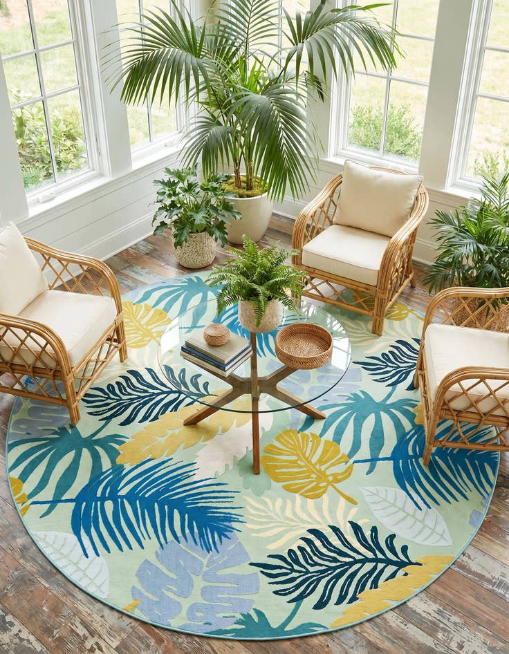 Detail image of 7' 10 x 7' 10 Easy-Clean Botanical Indoor / Outdoor Round Rug
