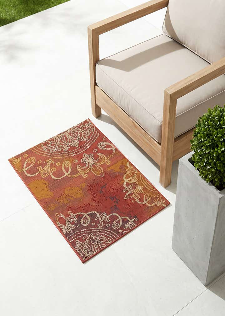 2' 2 x 3' Easy-Clean Modern Indoor / Outdoor Rug