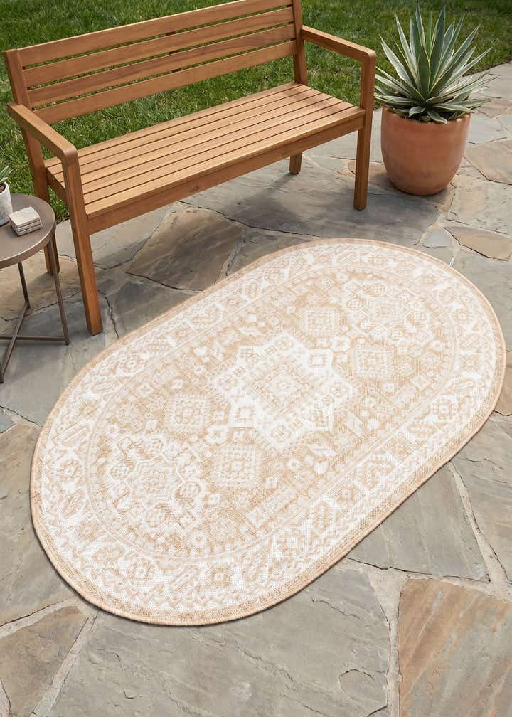 3' x 5' 3 Easy-Clean Aztec Indoor / Outdoor Oval Rug