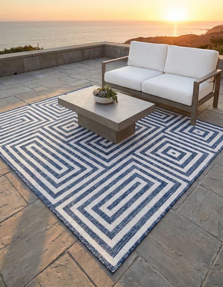 Detail image of 5' 3 x 7' Easy-Clean Modern Indoor / Outdoor Rug