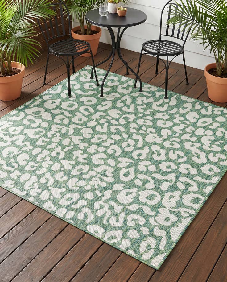 Detail image of 6' x 6' Easy-Clean Safari Indoor / Outdoor Square Rug