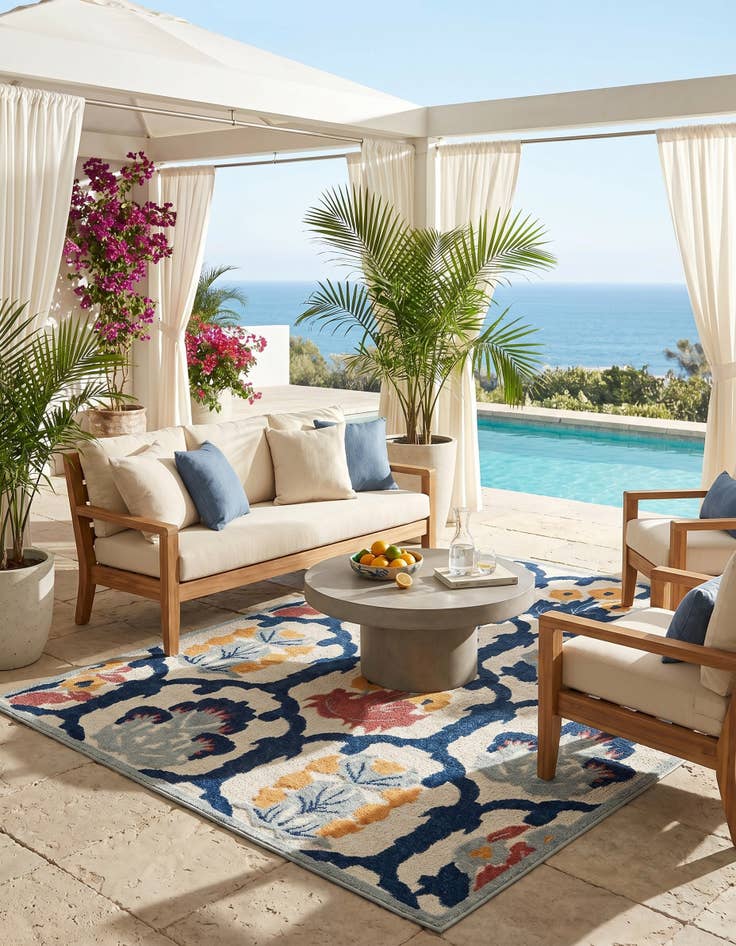 Detail image of 6' x 9' Easy-Clean Belize Indoor / Outdoor Rug