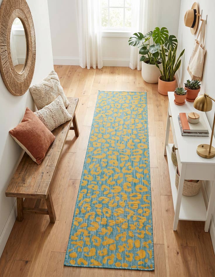 Detail image of 2' x 8' Easy-Clean Safari Indoor / Outdoor Runner Rug