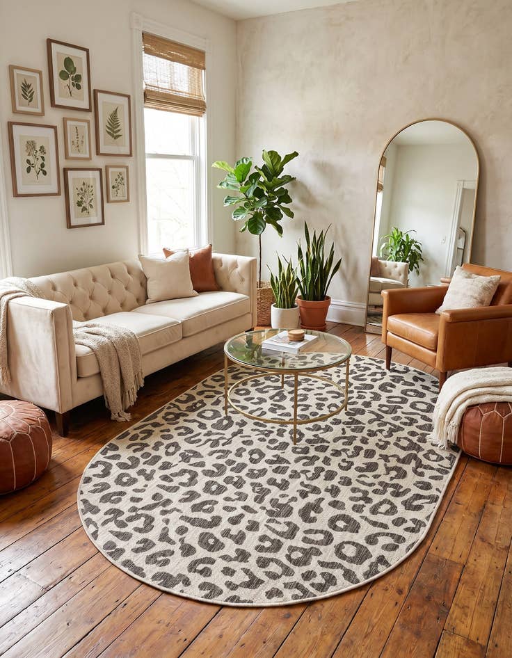 Detail image of 5' 3 x 8' Easy-Clean Safari Indoor / Outdoor Oval Rug
