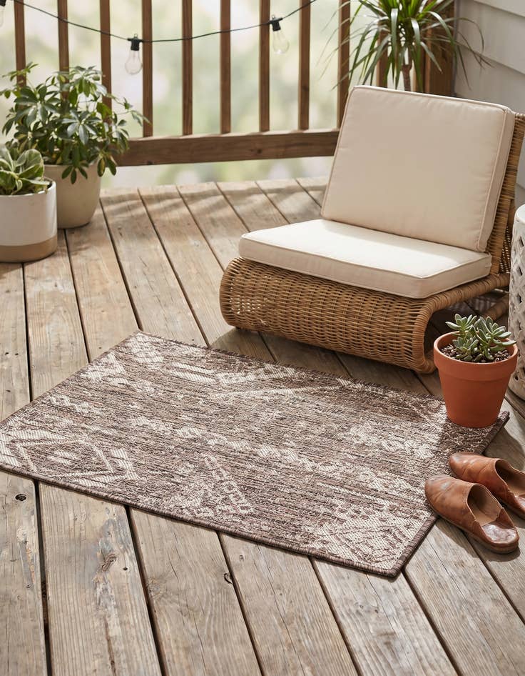 Detail image of 2' x 3' Easy-Clean Bohemian Indoor / Outdoor Rug