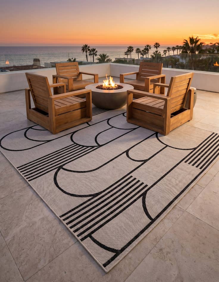 Detail image of 7' 10 x 7' 10 Easy-Clean Modern Indoor / Outdoor Square Rug
