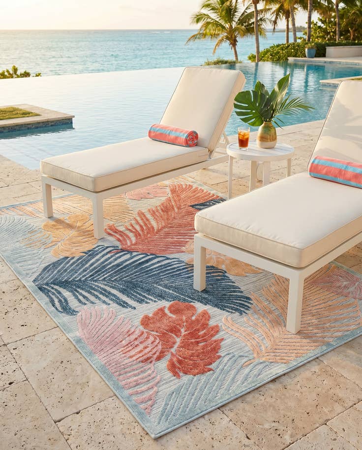 Detail image of 4' 5 x 6' Easy-Clean Botanical Indoor / Outdoor Rug