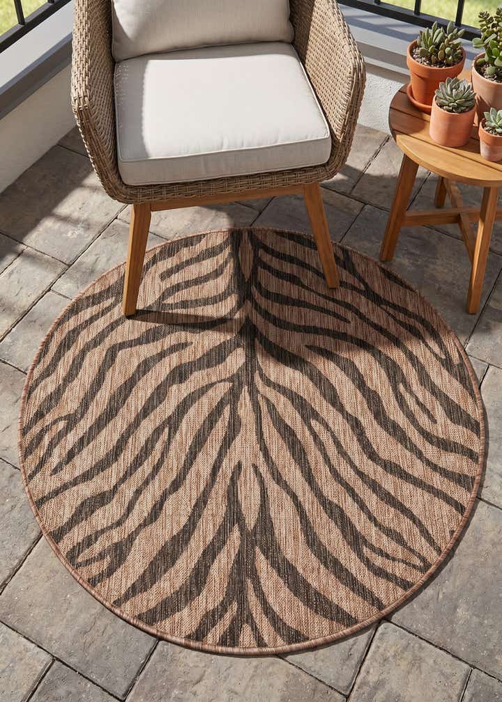 4' x 4' Easy-Clean Safari Indoor / Outdoor Round Rug