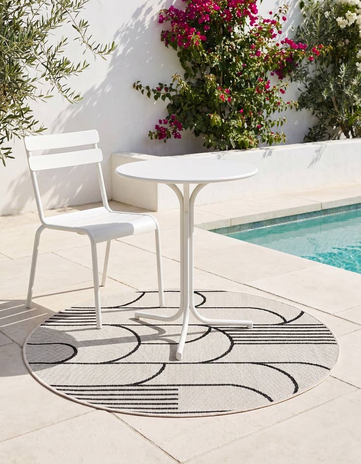 Detail image of 3' x 3' Easy-Clean Modern Indoor / Outdoor Round Rug